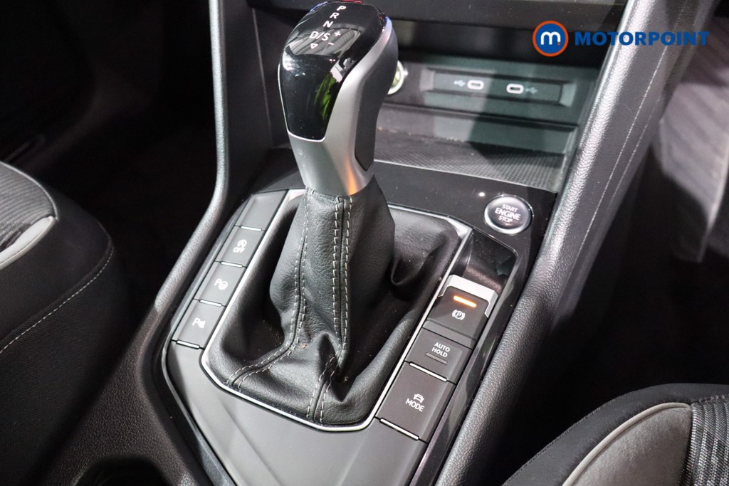 Volkswagen Tiguan R-Line Edition Automatic Petrol SUV - Stock Number (1546936) - 15th supplementary image