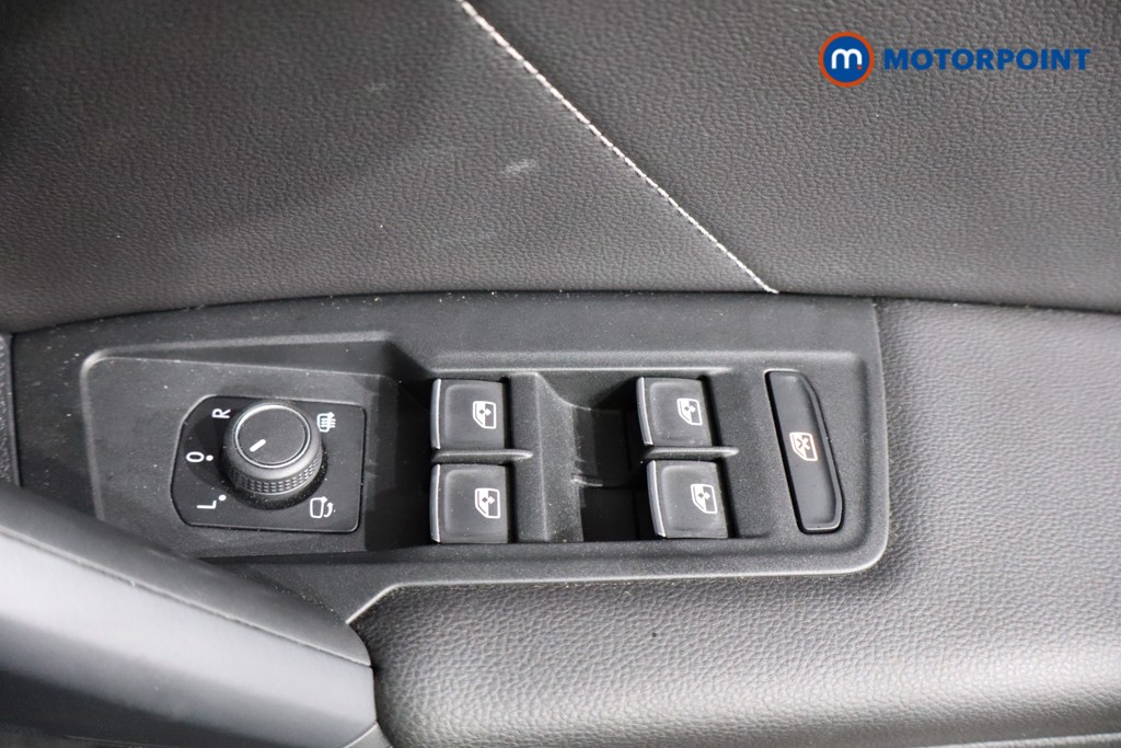 Volkswagen Tiguan R-Line Edition Automatic Petrol SUV - Stock Number (1546936) - 22nd supplementary image