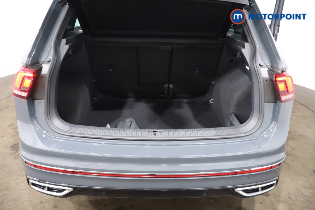 Volkswagen Tiguan R-Line Edition Automatic Petrol SUV - Stock Number (1546936) - 27th supplementary image