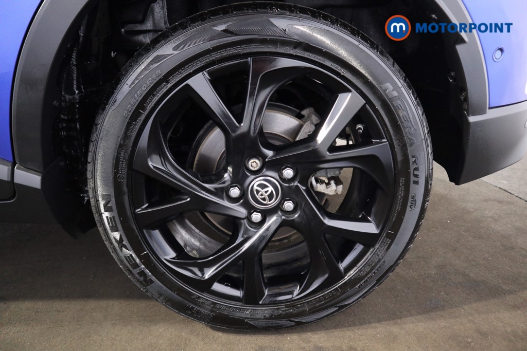 Toyota C-Hr Dynamic Manual Petrol SUV - Stock Number (1523058) - 16th supplementary image