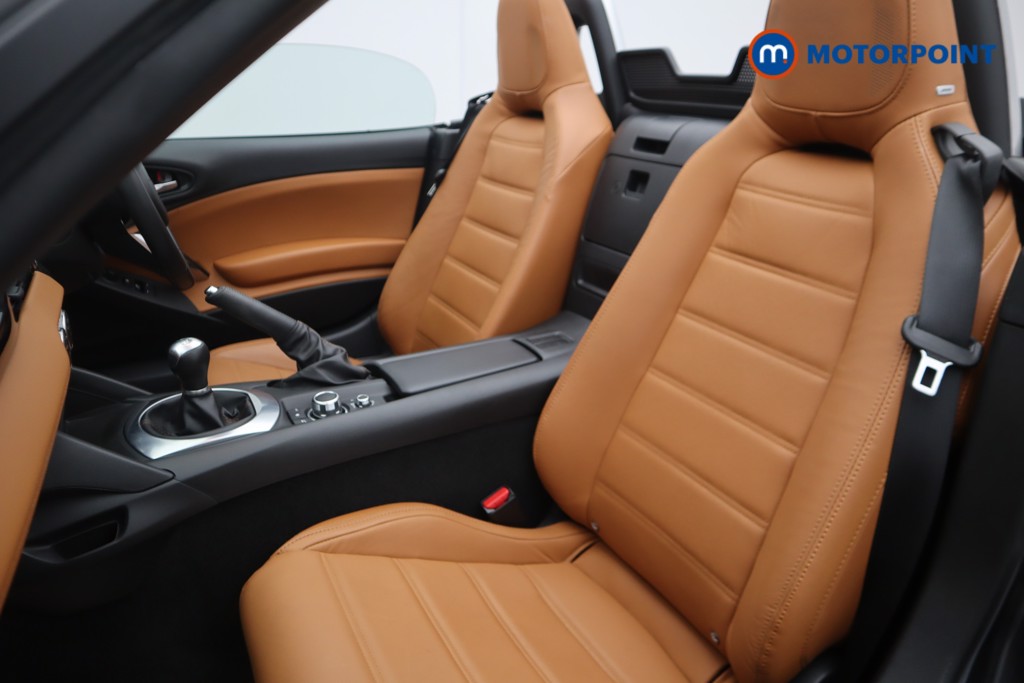 Fiat 124 Spider Lusso Plus Manual Petrol Convertible - Stock Number (1528966) - 2nd supplementary image