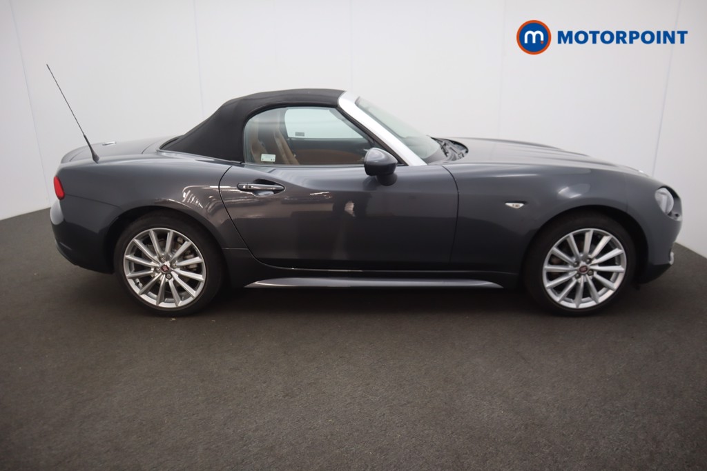 Fiat 124 Spider Lusso Plus Manual Petrol Convertible - Stock Number (1528966) - 23rd supplementary image