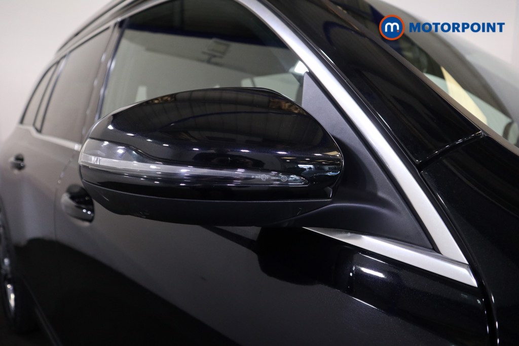 Mercedes-Benz GLB Amg Line Automatic Petrol SUV - Stock Number (1530175) - 23rd supplementary image