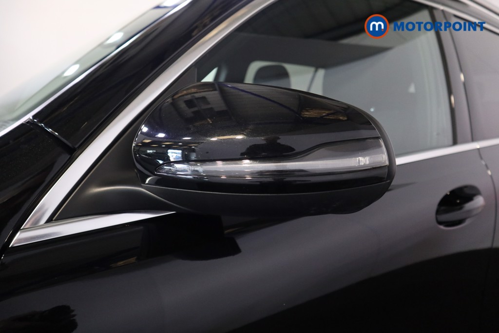 Mercedes-Benz GLB Amg Line Automatic Petrol SUV - Stock Number (1530175) - 24th supplementary image