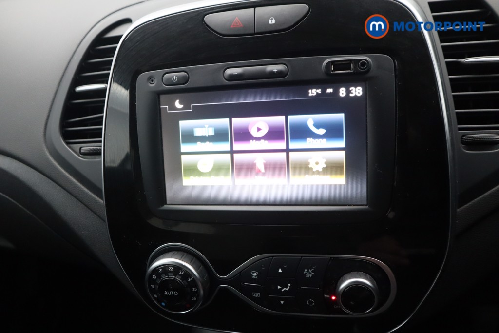 Renault Captur Iconic Manual Petrol SUV - Stock Number (1532248) - 5th supplementary image