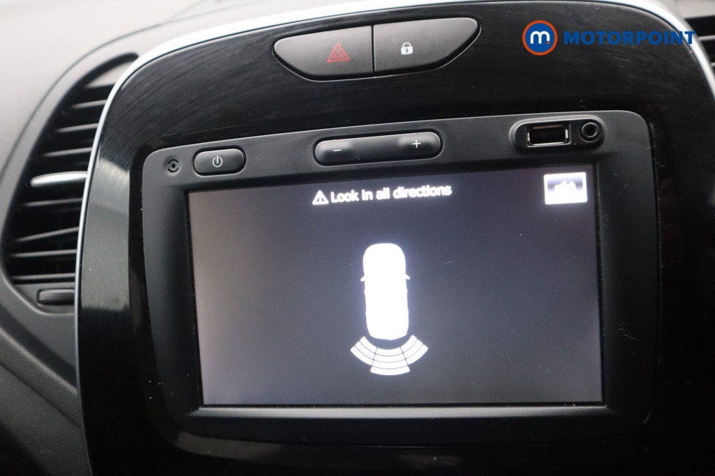 Renault Captur Iconic Manual Petrol SUV - Stock Number (1532248) - 7th supplementary image