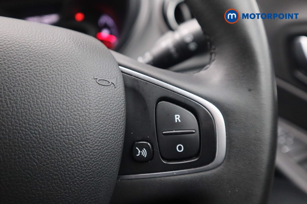 Renault Captur Iconic Manual Petrol SUV - Stock Number (1532248) - 12th supplementary image
