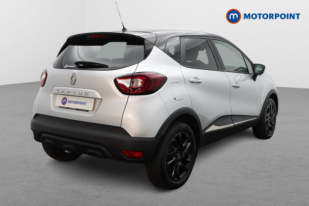 Renault Captur Iconic Manual Petrol SUV - Stock Number (1532248) - Drivers side rear corner