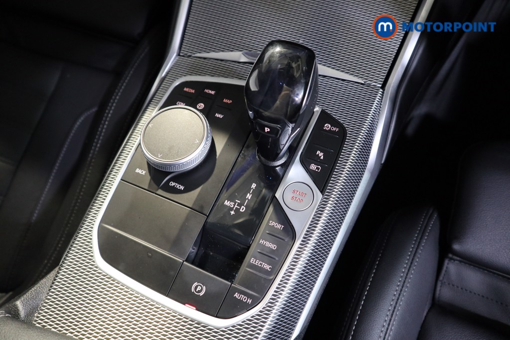 BMW 3 Series M Sport Automatic Petrol Plug-In Hybrid Saloon - Stock Number (1532478) - 9th supplementary image