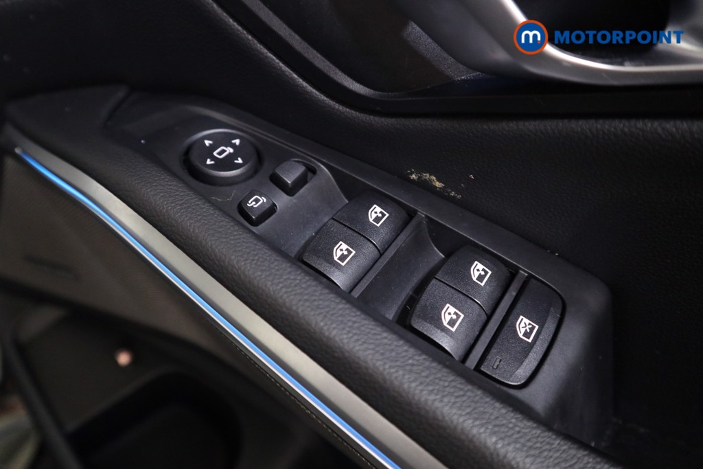 BMW 3 Series M Sport Automatic Petrol Plug-In Hybrid Saloon - Stock Number (1532478) - 11th supplementary image