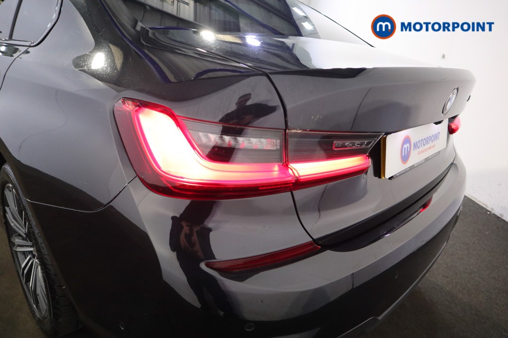 BMW 3 Series M Sport Automatic Petrol Plug-In Hybrid Saloon - Stock Number (1532478) - 23rd supplementary image