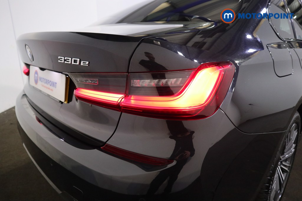 BMW 3 Series M Sport Automatic Petrol Plug-In Hybrid Saloon - Stock Number (1532478) - 24th supplementary image
