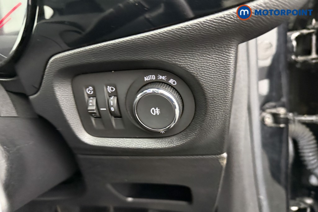 Vauxhall Corsa SE Manual Petrol Hatchback - Stock Number (1532630) - 15th supplementary image