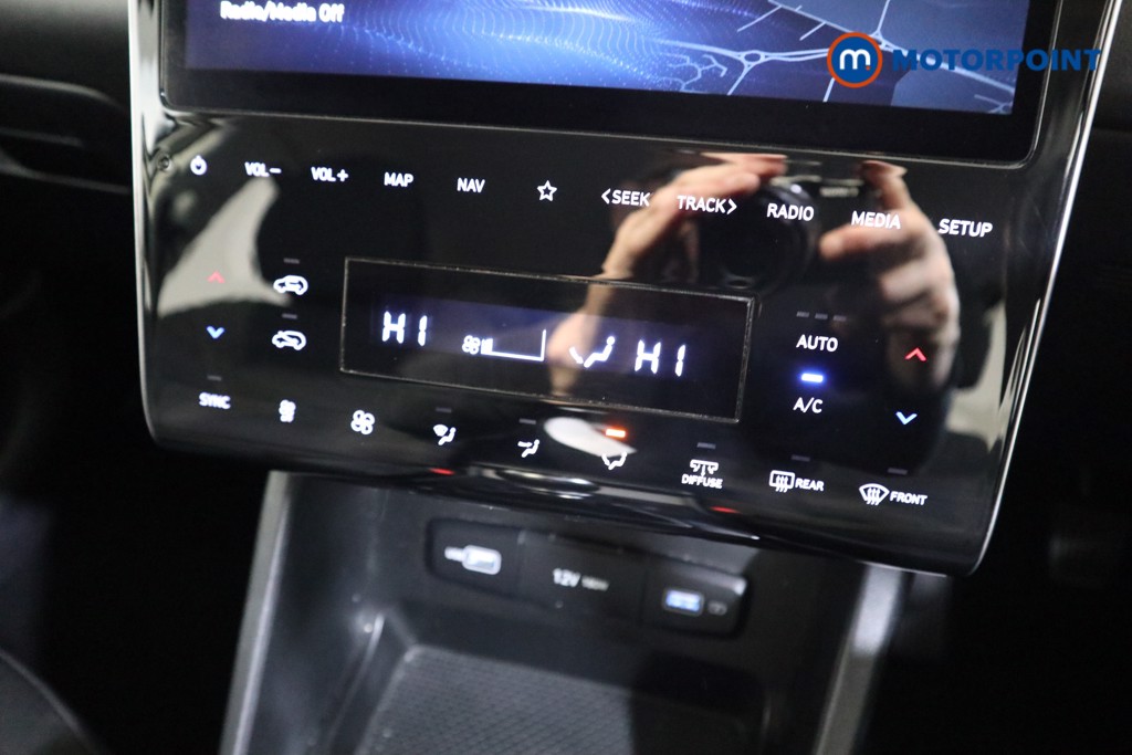 Hyundai Tucson Se Connect Manual Petrol SUV - Stock Number (1533725) - 7th supplementary image