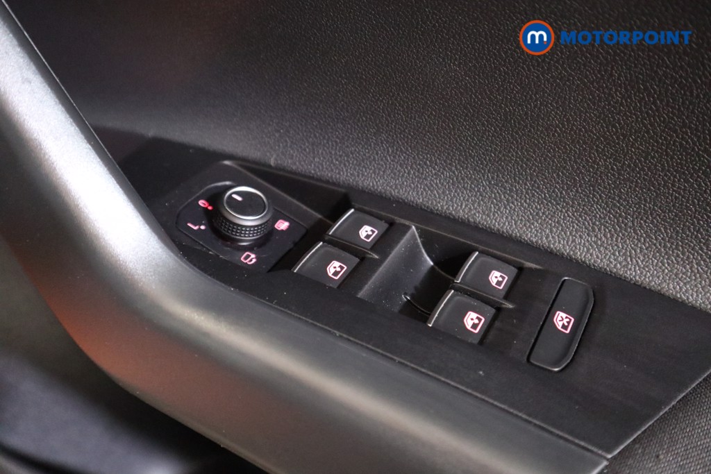 Volkswagen Polo R-Line Automatic Petrol Hatchback - Stock Number (1534518) - 11th supplementary image