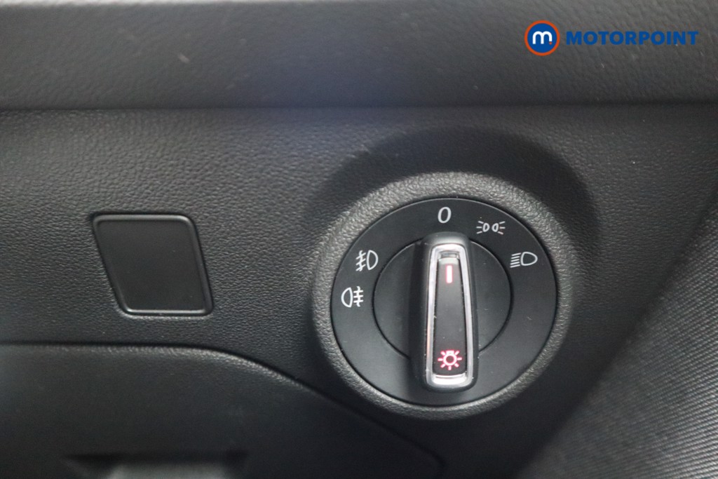 Seat Leon Se Dynamic Manual Petrol Hatchback - Stock Number (1535407) - 14th supplementary image