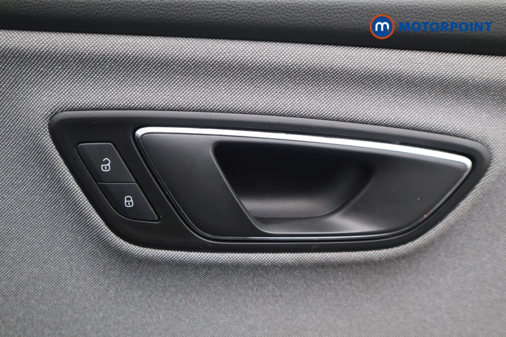 Seat Leon Se Dynamic Manual Petrol Hatchback - Stock Number (1535407) - 15th supplementary image
