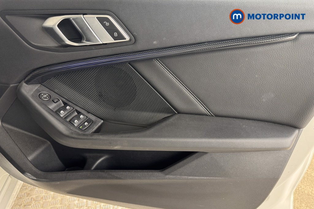 BMW 1 Series Sport Manual Petrol Hatchback - Stock Number (1537965) - 15th supplementary image
