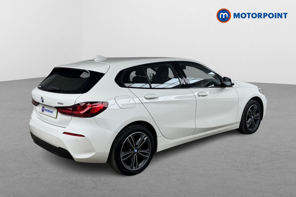 BMW 1 Series Sport Manual Petrol Hatchback - Stock Number (1537965) - Drivers side rear corner