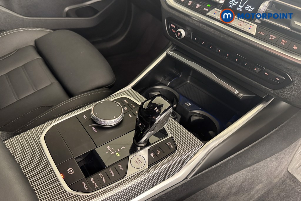 BMW 3 Series M Sport Automatic Petrol Plug-In Hybrid Estate - Stock Number (1539132) - 10th supplementary image