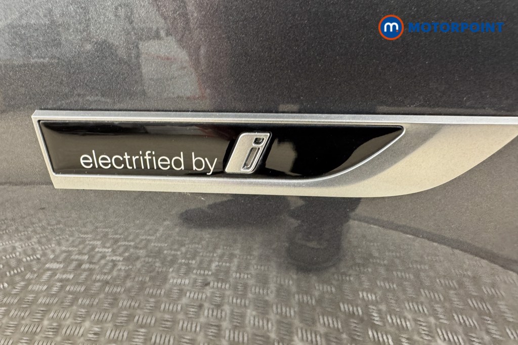 BMW 3 Series M Sport Automatic Petrol Plug-In Hybrid Estate - Stock Number (1539132) - 19th supplementary image