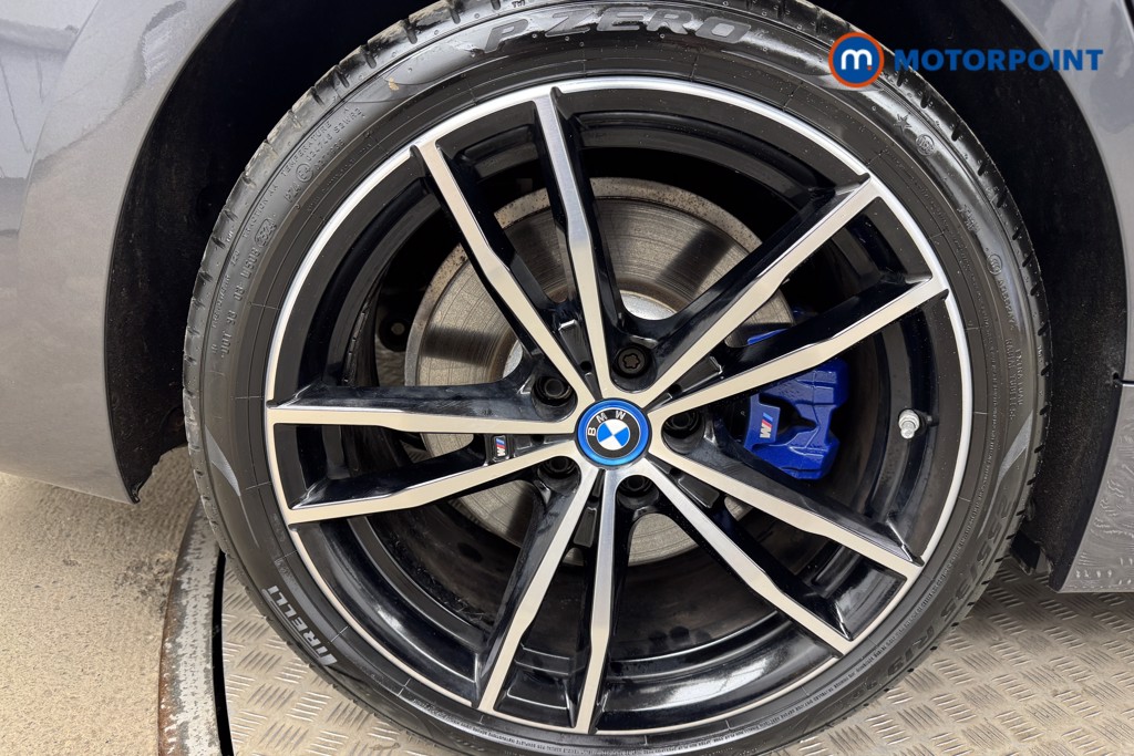 BMW 3 Series M Sport Automatic Petrol Plug-In Hybrid Estate - Stock Number (1539132) - 24th supplementary image