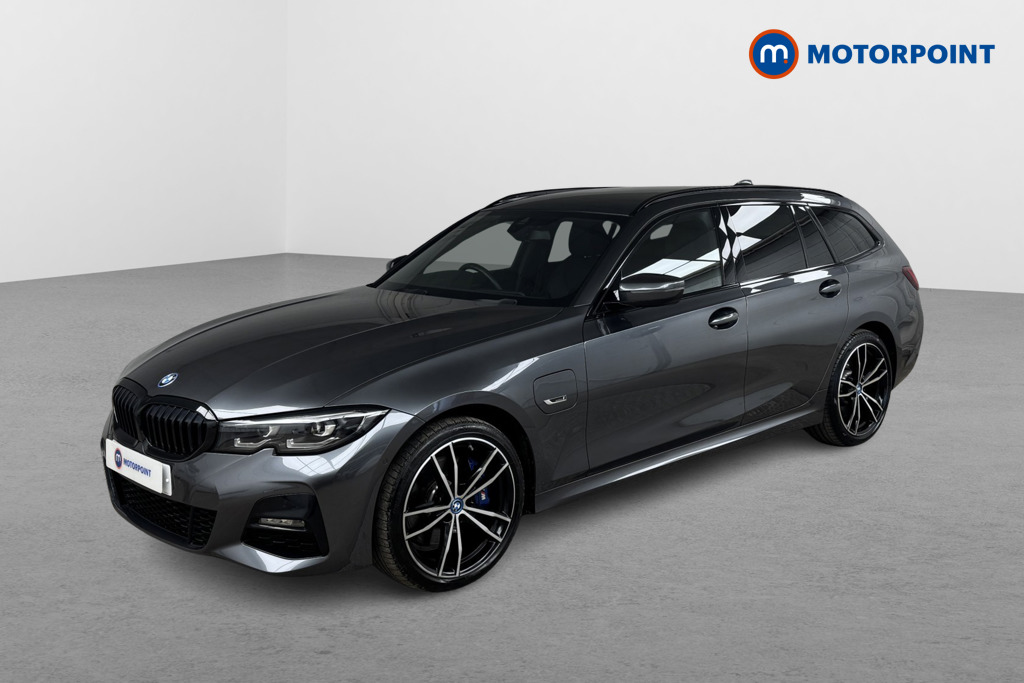 BMW 3 Series M Sport Automatic Petrol Plug-In Hybrid Estate - Stock Number (1539132) - Passenger side front corner