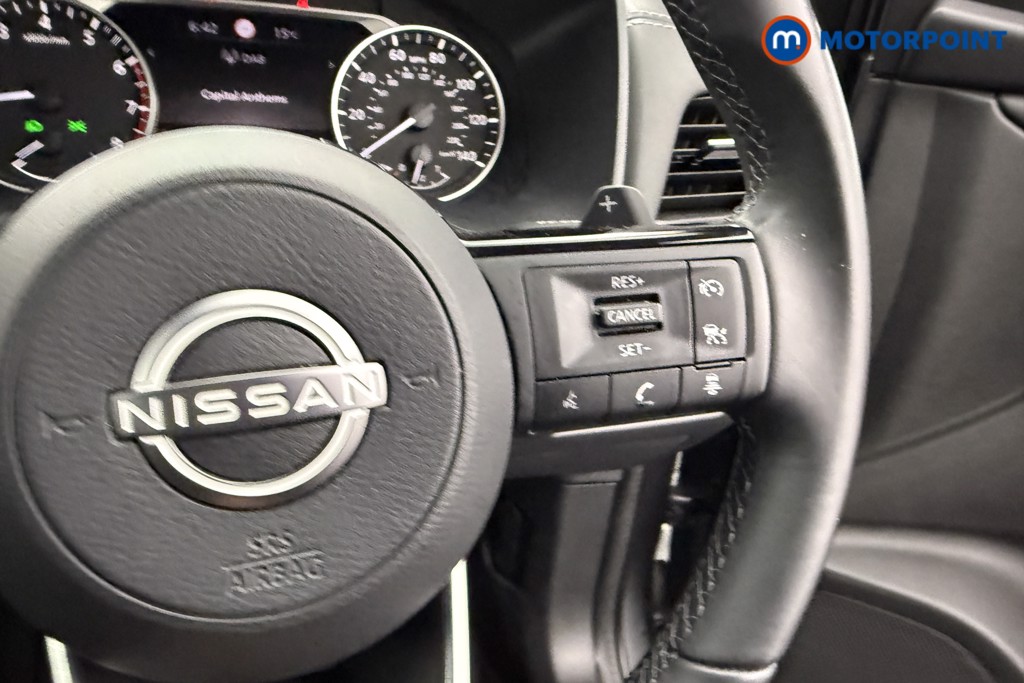 Nissan Qashqai Acenta Premium Automatic Petrol SUV - Stock Number (1539355) - 12th supplementary image