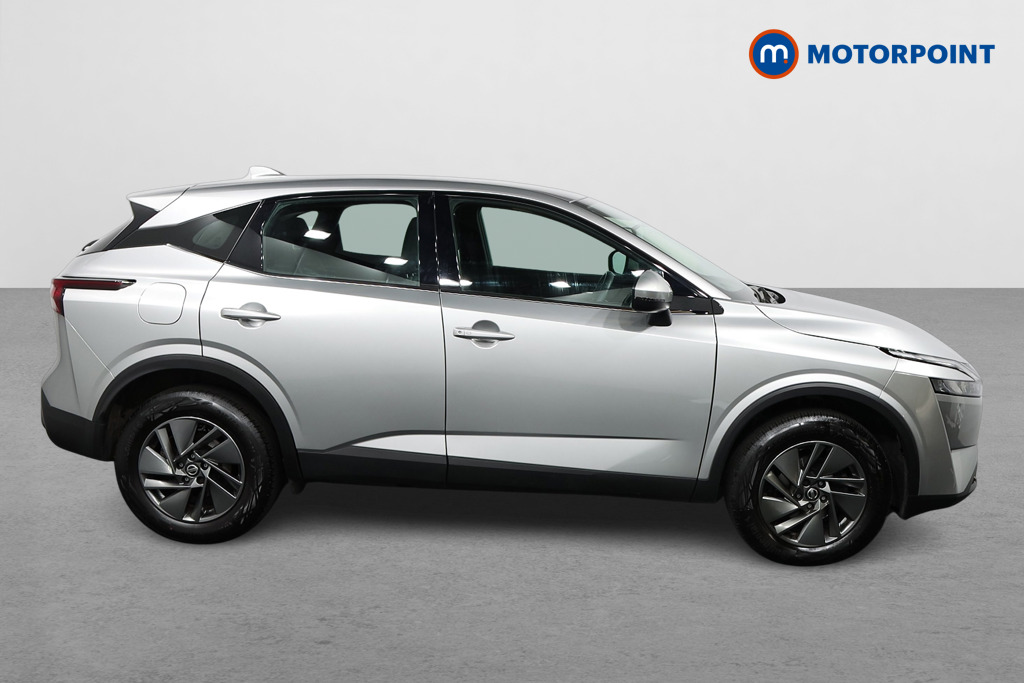 Nissan Qashqai Acenta Premium Automatic Petrol SUV - Stock Number (1539357) - Drivers side