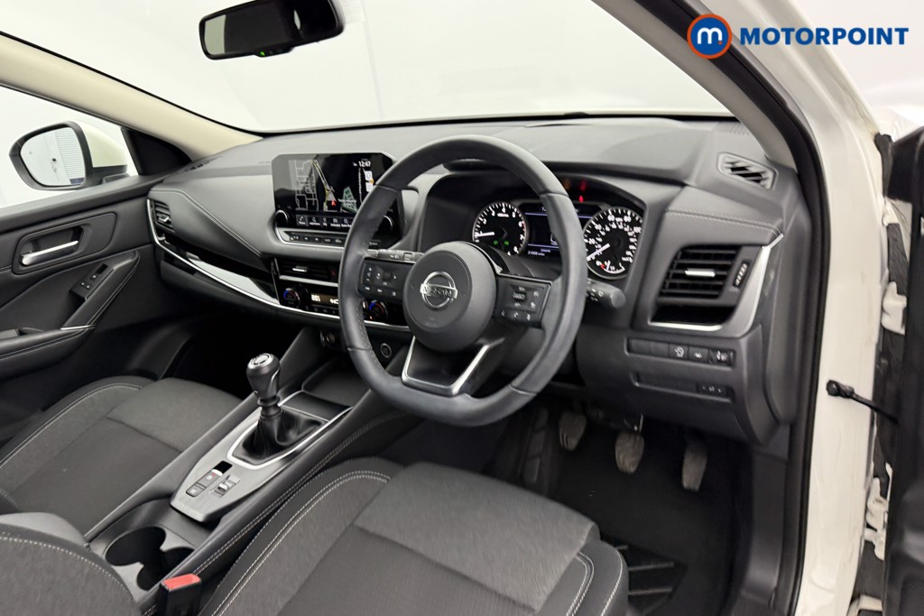 Nissan Qashqai N-Connecta Manual Petrol SUV - Stock Number (1539362) - 4th supplementary image