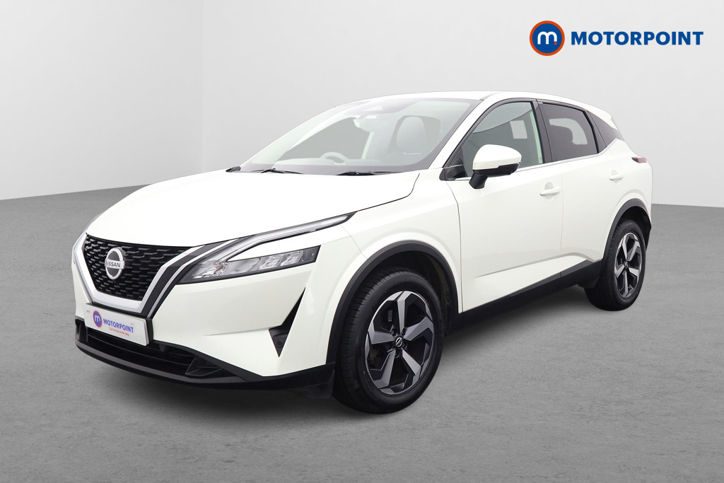 Nissan Qashqai N-Connecta Manual Petrol SUV - Stock Number (1539362) - Passenger side front corner