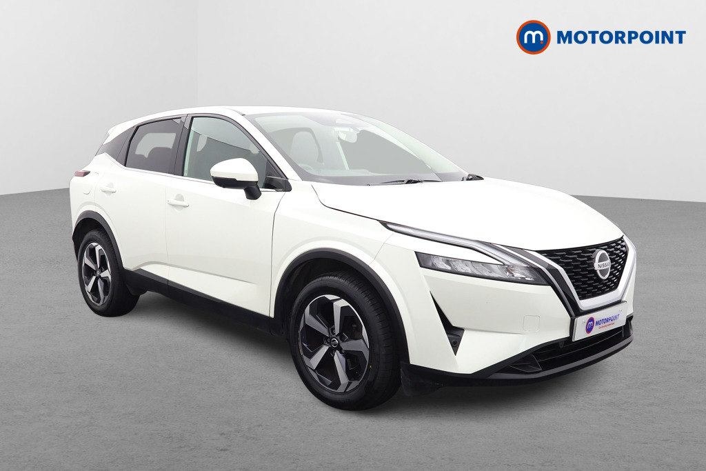 Nissan Qashqai N-Connecta Manual Petrol SUV - Stock Number (1539362) - Drivers side front corner
