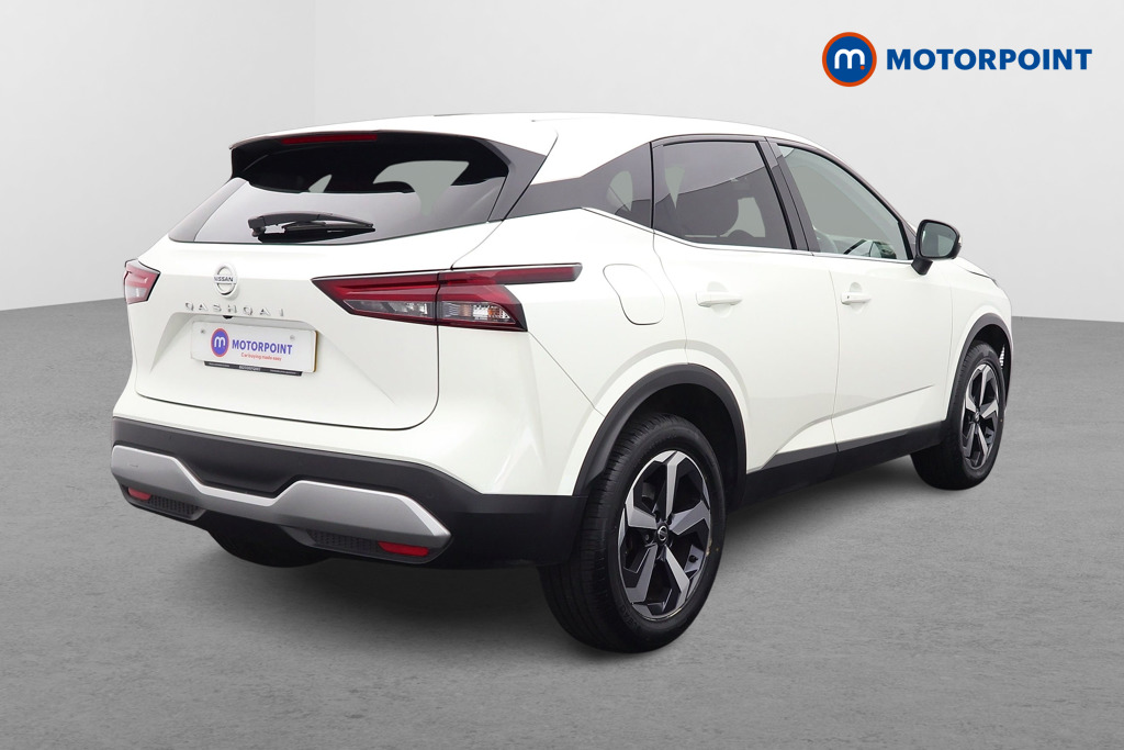 Nissan Qashqai N-Connecta Manual Petrol SUV - Stock Number (1539362) - Drivers side rear corner