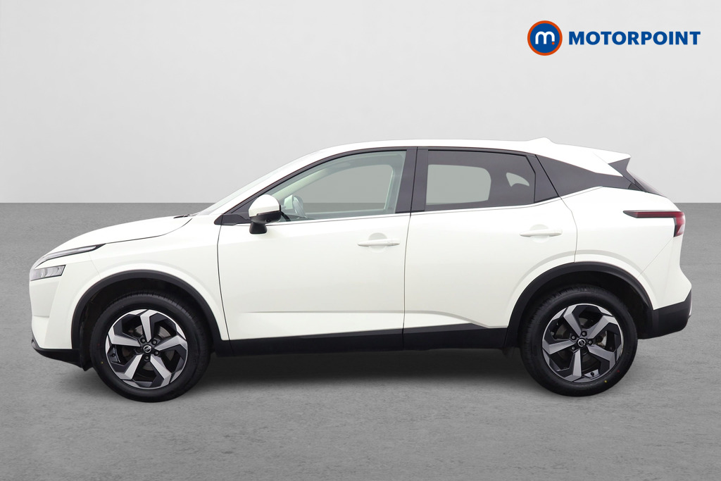 Nissan Qashqai N-Connecta Manual Petrol SUV - Stock Number (1539362) - Passenger side