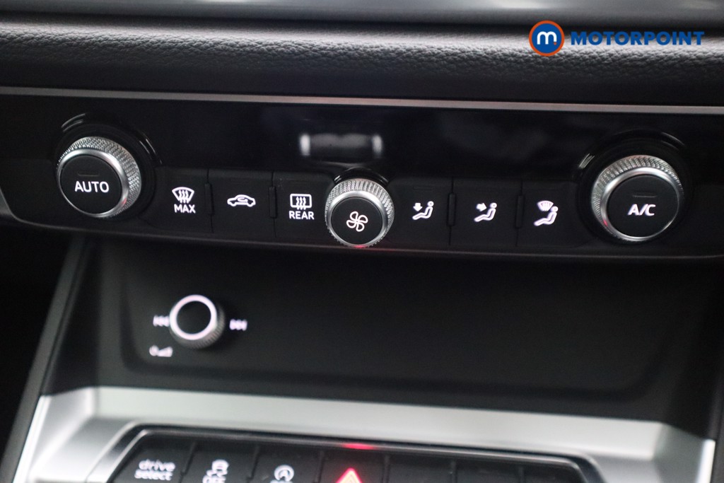 Audi Q3 Sport Manual Petrol SUV - Stock Number (1540002) - 8th supplementary image