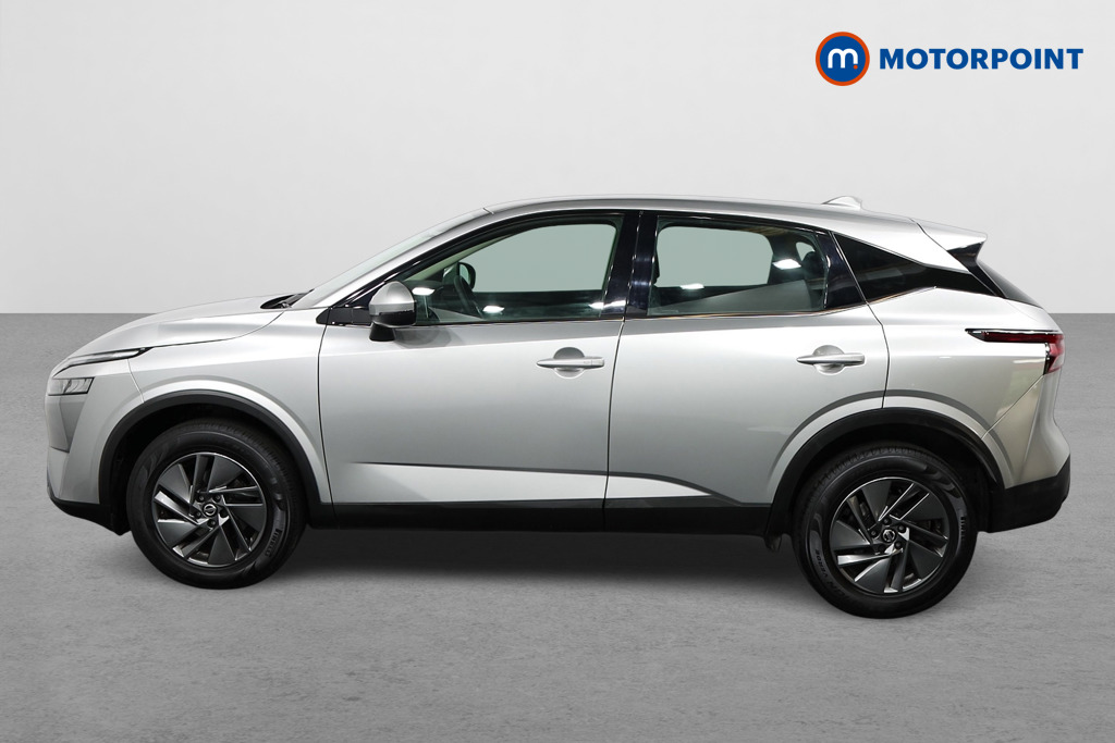 Nissan Qashqai Acenta Premium Automatic Petrol SUV - Stock Number (1540086) - Passenger side