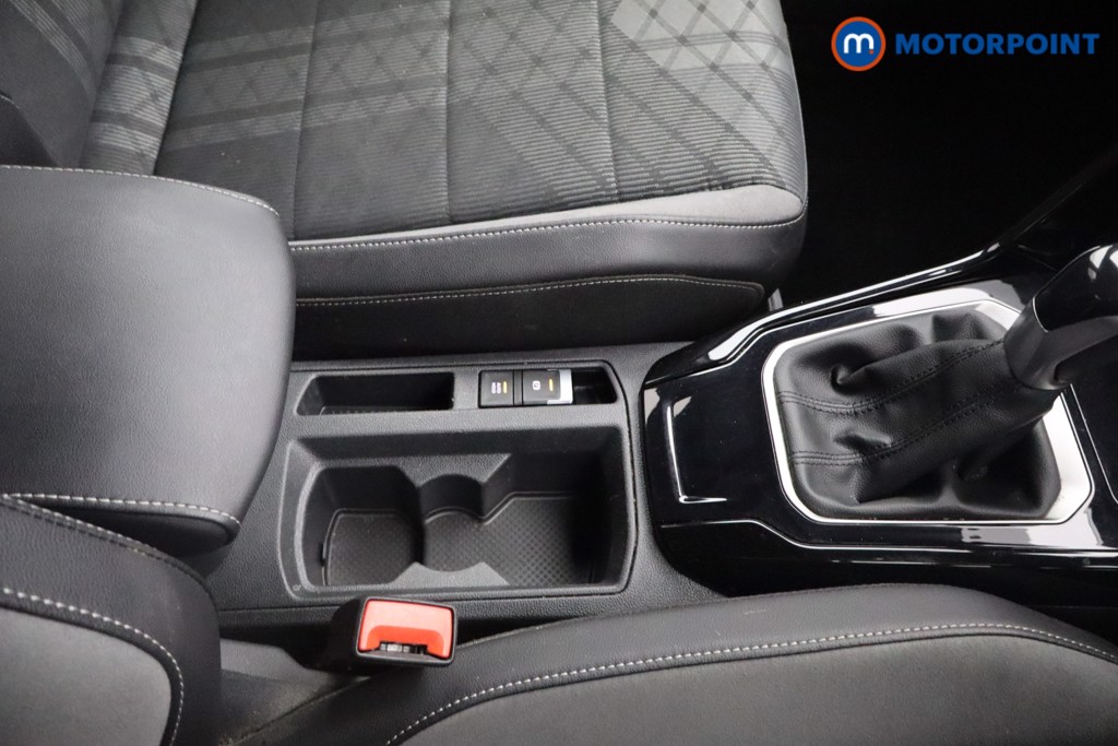 Volkswagen T-Roc R-Line Automatic Petrol SUV - Stock Number (1541160) - 7th supplementary image
