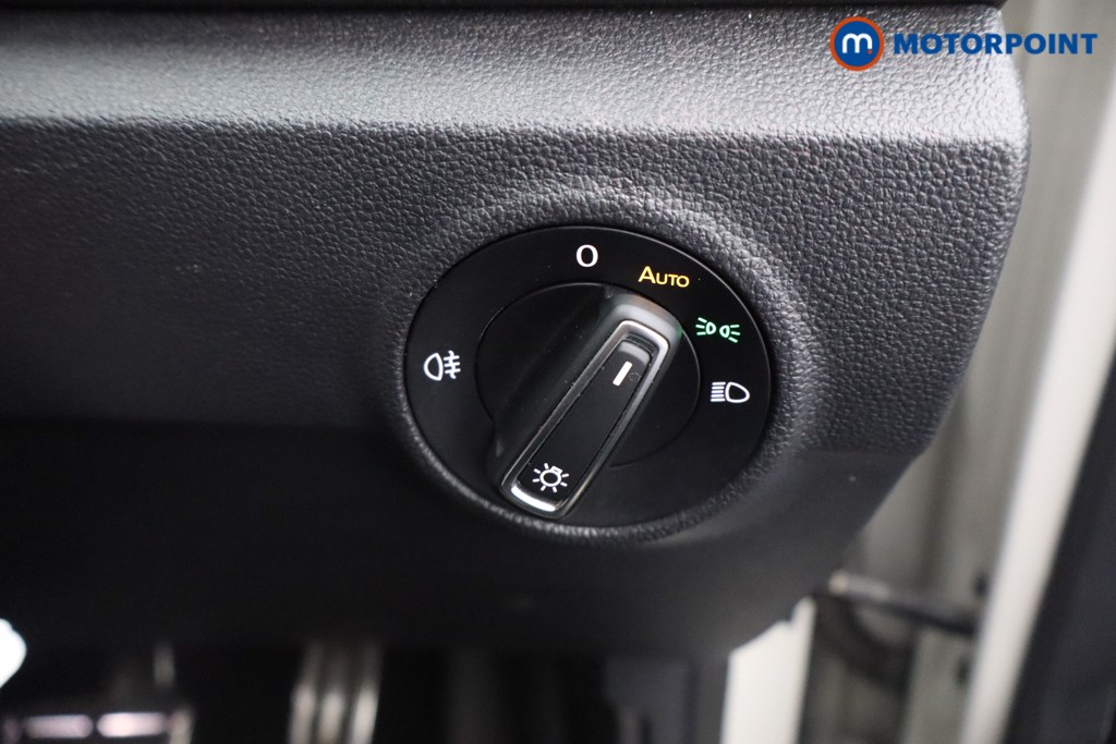 Volkswagen T-Roc R-Line Automatic Petrol SUV - Stock Number (1541160) - 12th supplementary image