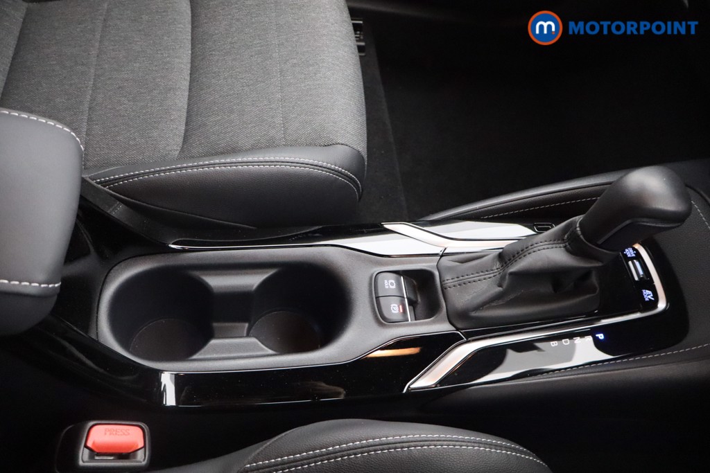 Toyota Corolla Design Automatic Petrol-Electric Hybrid Hatchback - Stock Number (1541166) - 7th supplementary image