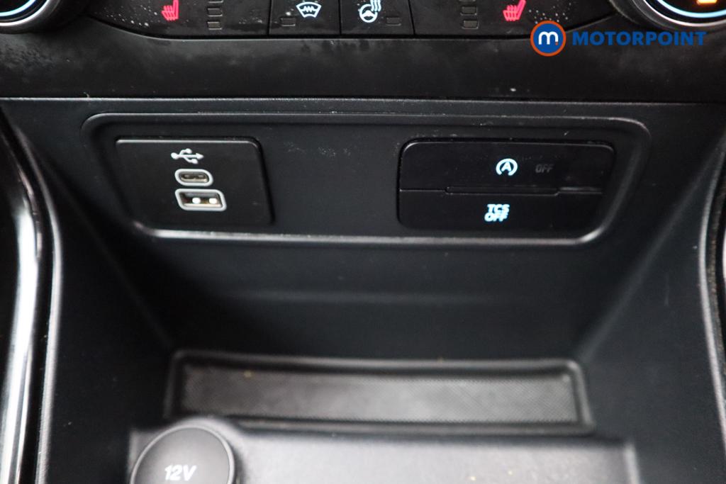 Ford Ecosport Titanium Manual Petrol SUV - Stock Number (1541994) - 15th supplementary image