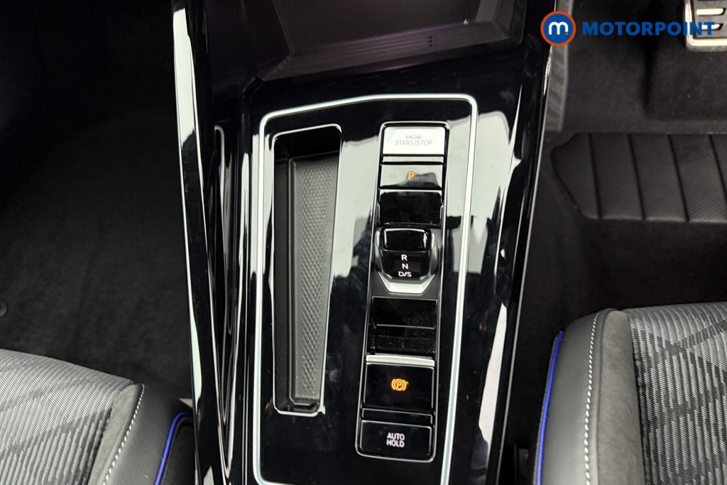 Volkswagen Golf R-Line Automatic Diesel Hatchback - Stock Number (1542417) - 11th supplementary image