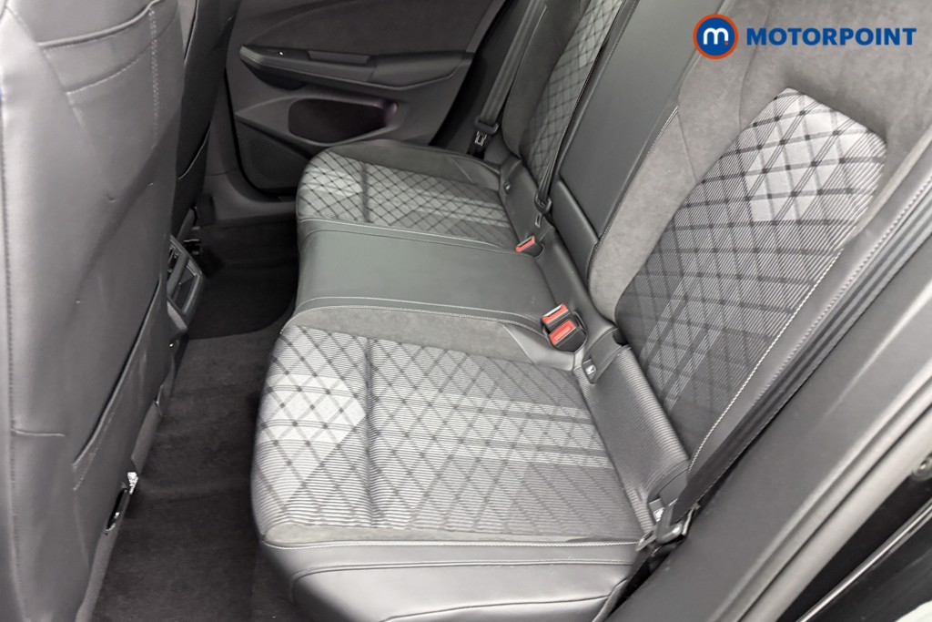 Volkswagen Golf R-Line Automatic Diesel Hatchback - Stock Number (1542417) - 21st supplementary image