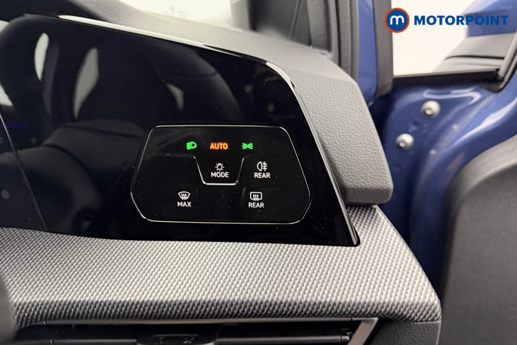 Volkswagen Golf R-Line Automatic Diesel Hatchback - Stock Number (1542419) - 14th supplementary image