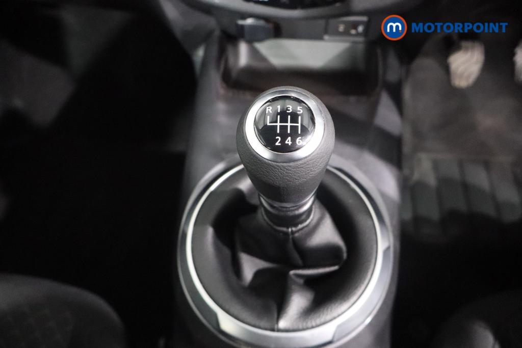 Nissan Juke Visia Manual Petrol SUV - Stock Number (1543049) - 3rd supplementary image