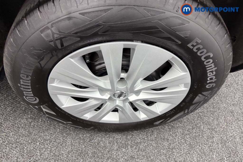 Nissan Juke Visia Manual Petrol SUV - Stock Number (1543292) - 23rd supplementary image