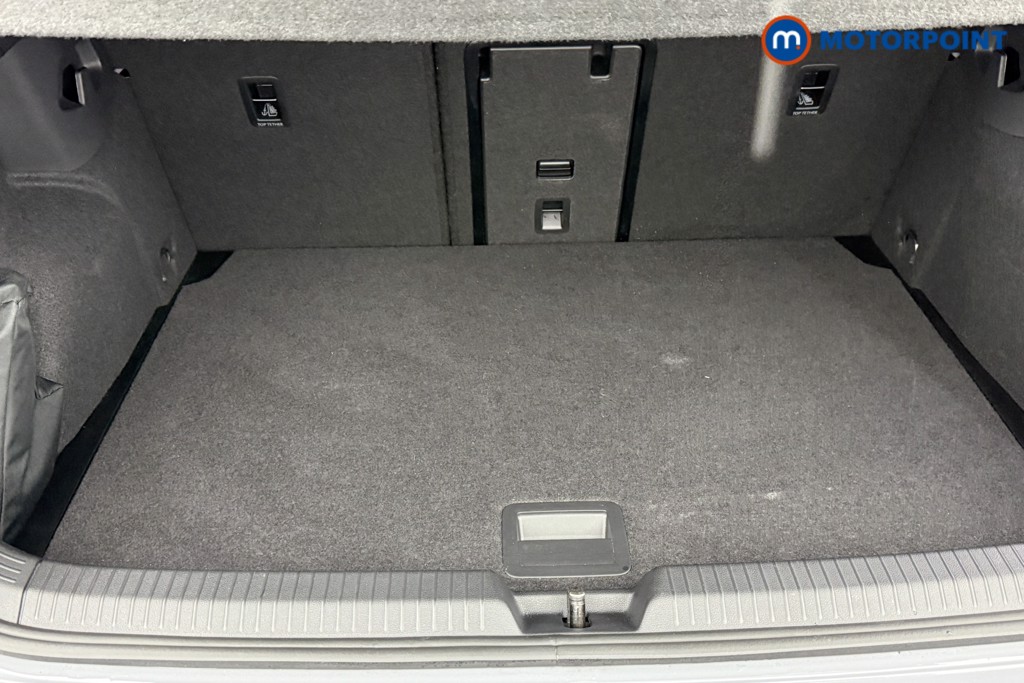 Volkswagen Golf R-Line Automatic Petrol Hatchback - Stock Number (1543919) - 20th supplementary image