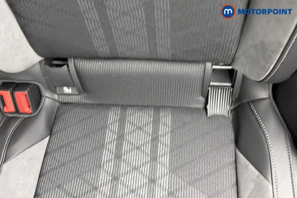 Volkswagen Golf R-Line Automatic Petrol Hatchback - Stock Number (1543919) - 23rd supplementary image