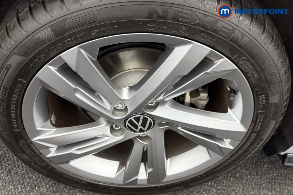 Volkswagen Golf R-Line Automatic Petrol Hatchback - Stock Number (1543919) - 30th supplementary image