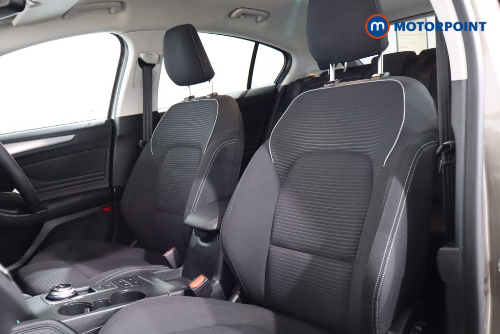 Ford Focus Titanium Automatic Petrol Hatchback - Stock Number (1543958) - 4th supplementary image
