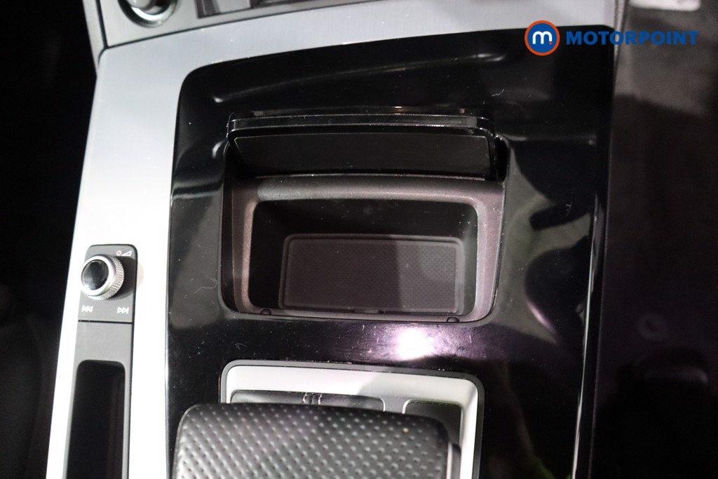 Audi Q5 S Line Automatic Petrol Plug-In Hybrid SUV - Stock Number (1544100) - 14th supplementary image